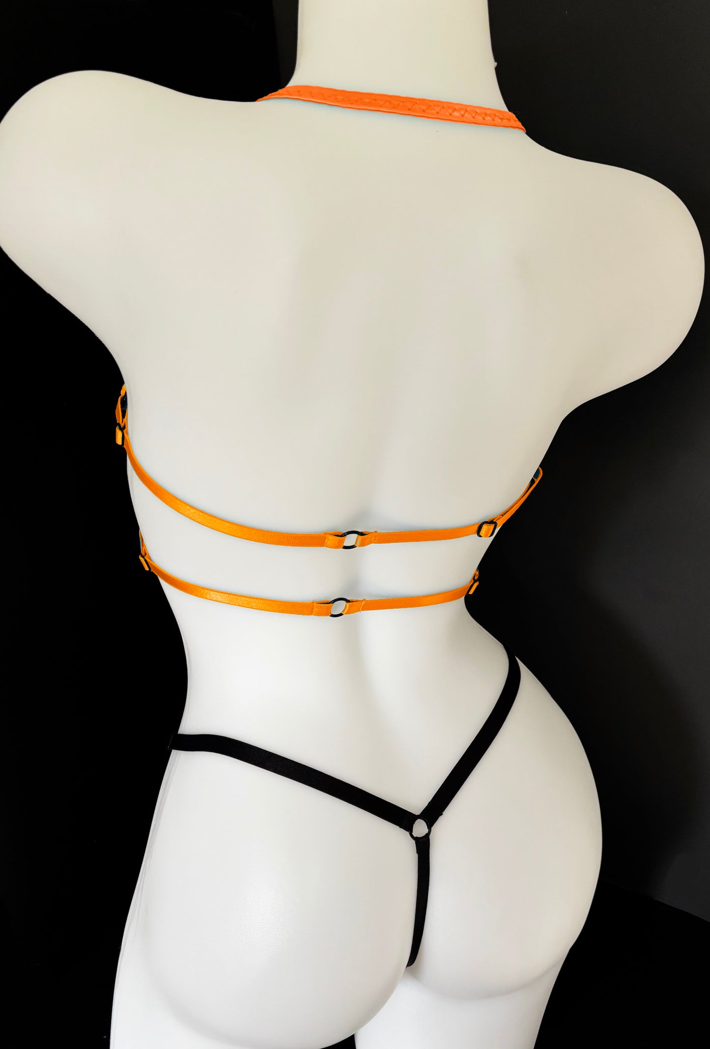 Coffret Barbie After Dark (plusieurs choix de couleurs !)