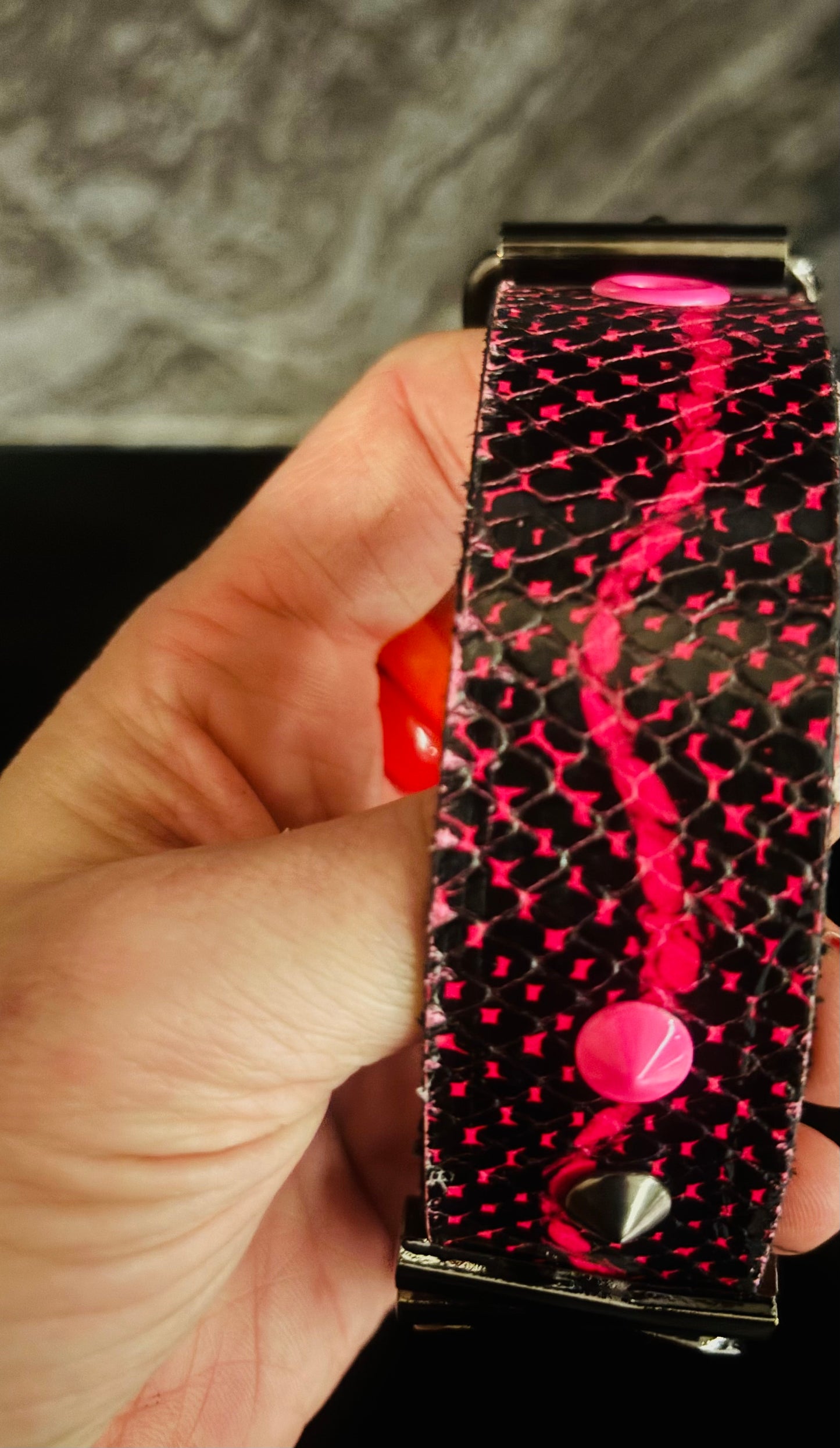Letters Luxe - Black/Pink Snake Edition