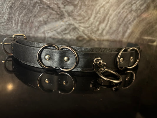 Choker Noir sur Noir