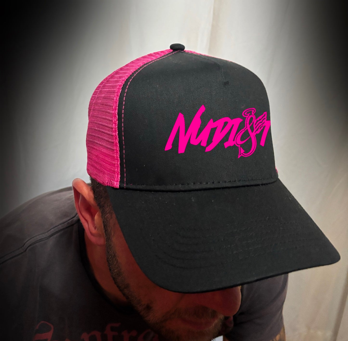 Sindays Nudist Trucker Hat (unisex)