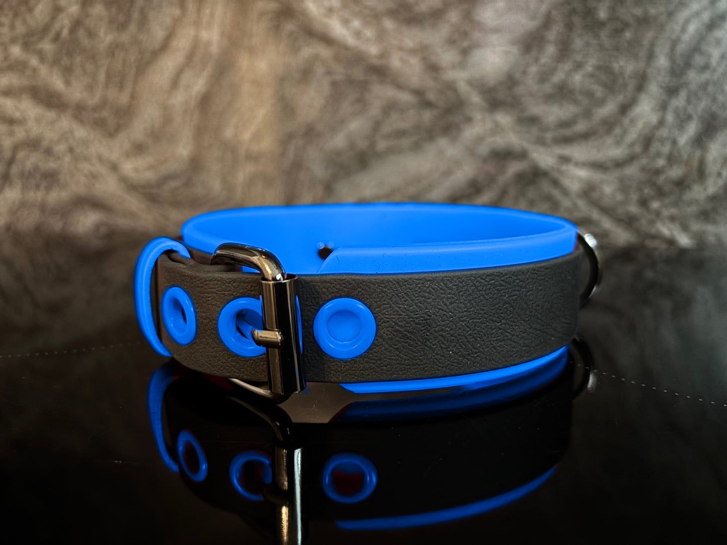 Neon Shadow Collar