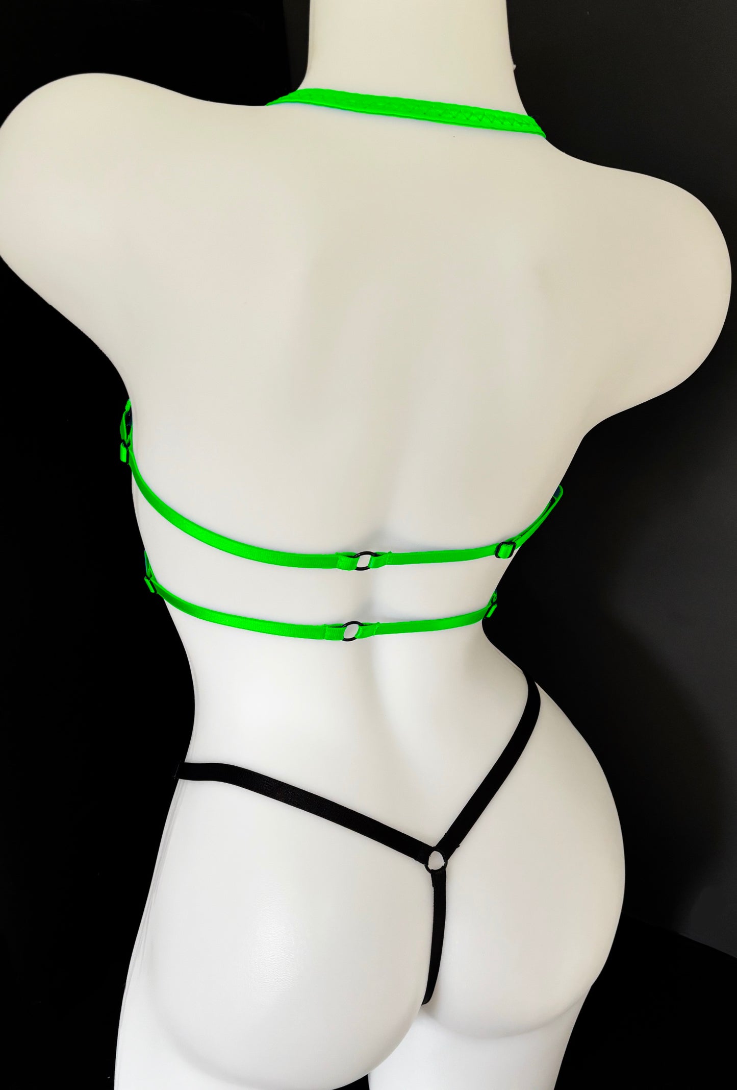 Coffret Barbie After Dark (plusieurs choix de couleurs !)