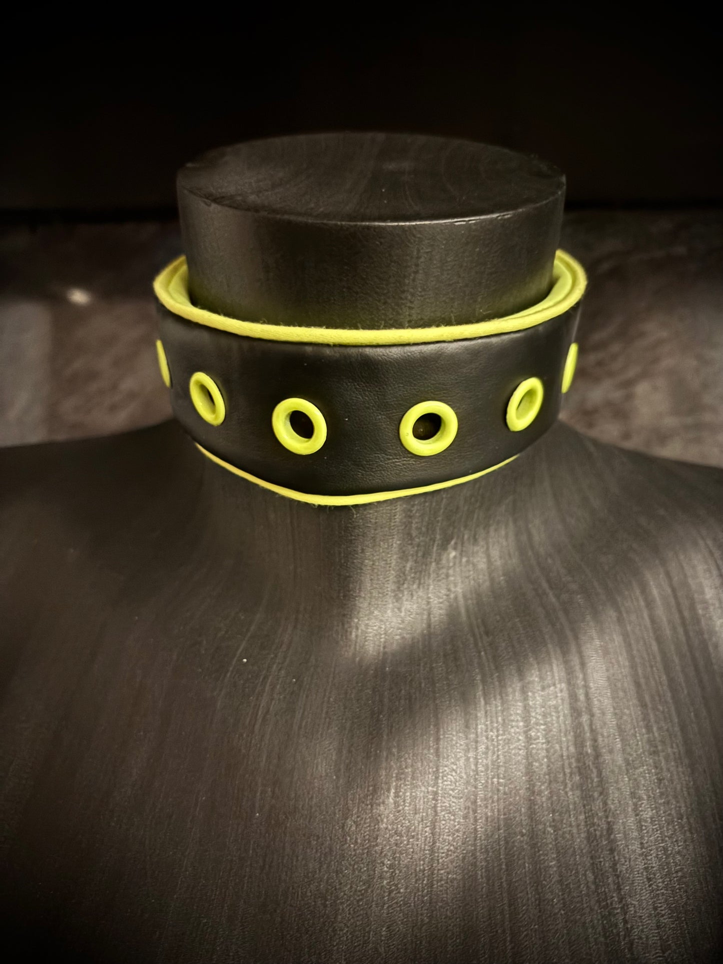 Black ‘n Neon Softness