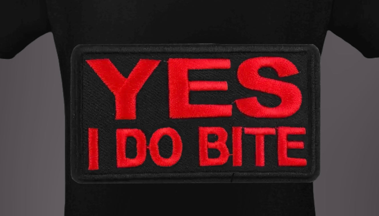 T-Shirt Yes i do bite
