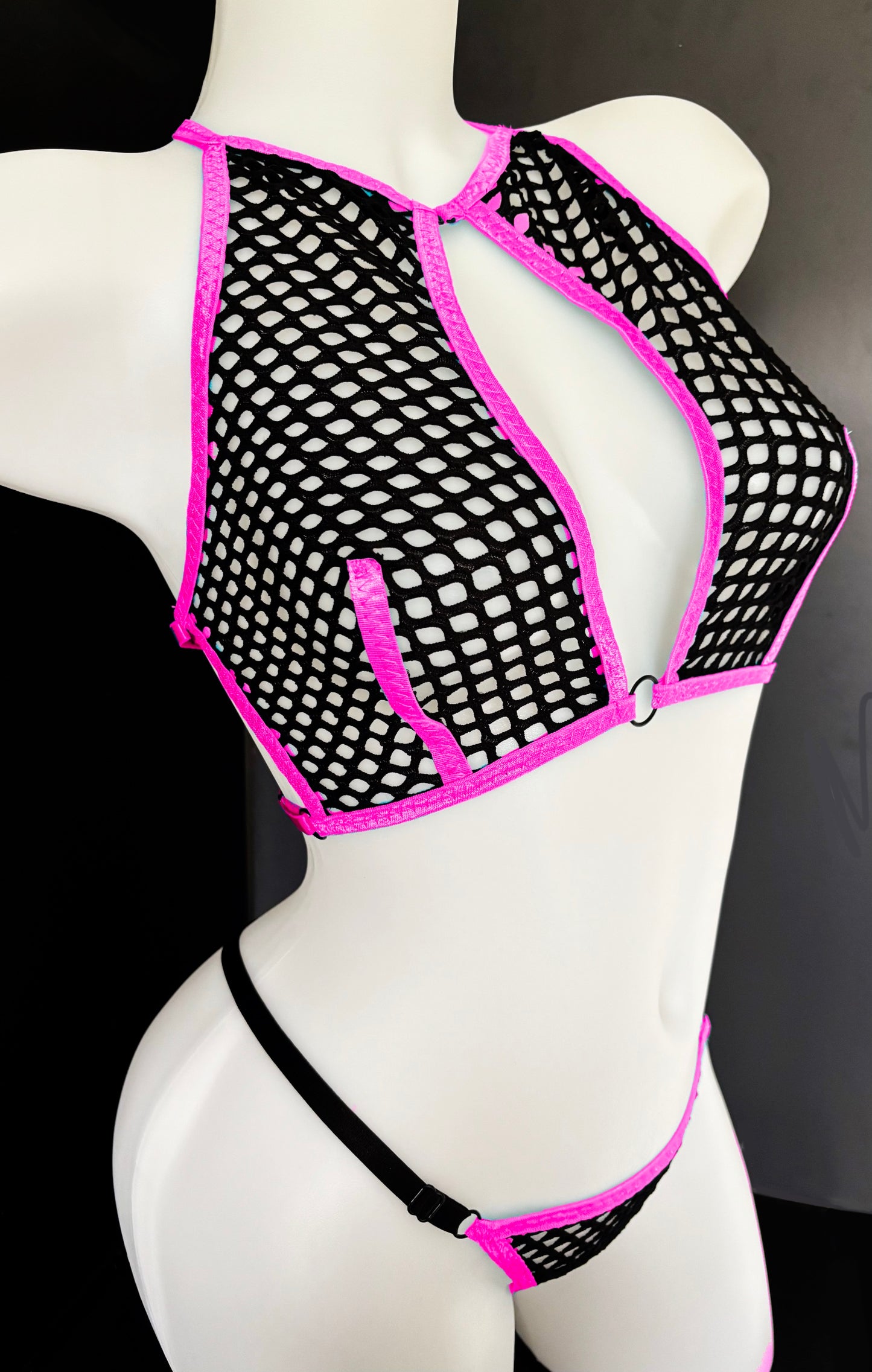 Coffret Barbie After Dark (plusieurs choix de couleurs !)