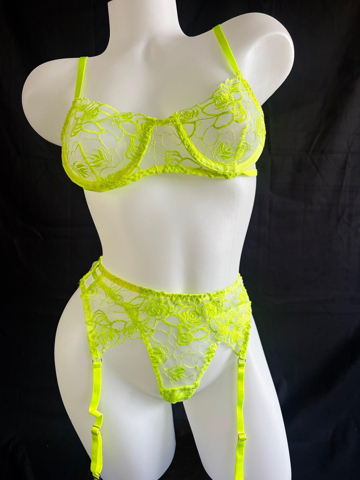 Electric Lace Set