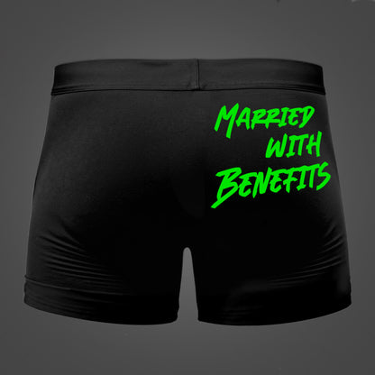 Married with benefits Boxer